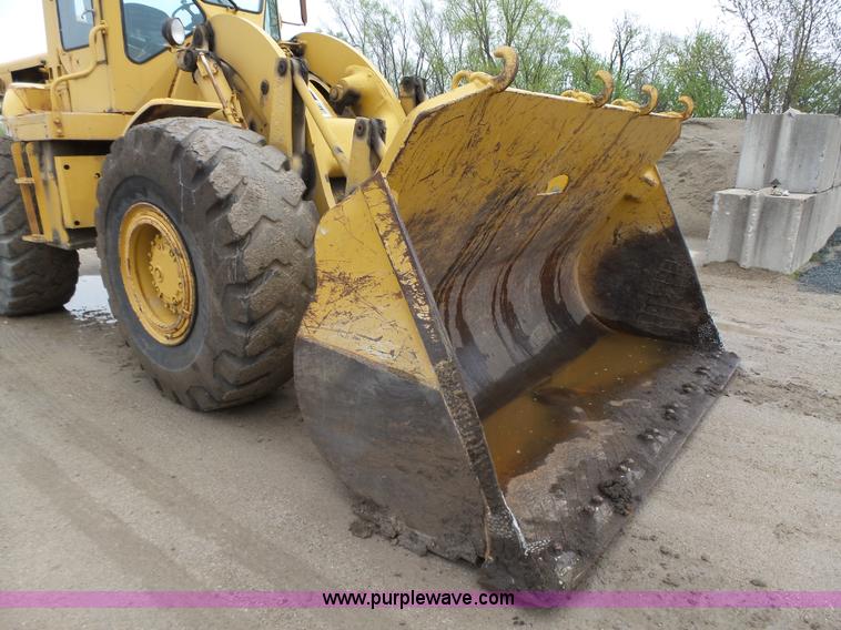 image for item L5700 1978 Caterpillar 966C wheel loader
