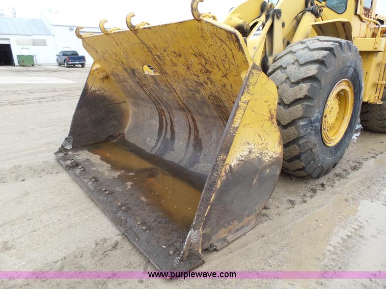 image for item L5700 1978 Caterpillar 966C wheel loader