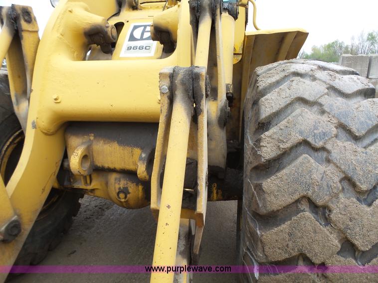 image for item L5700 1978 Caterpillar 966C wheel loader