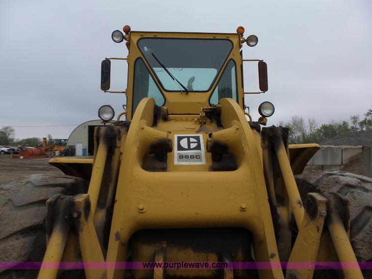 image for item L5700 1978 Caterpillar 966C wheel loader