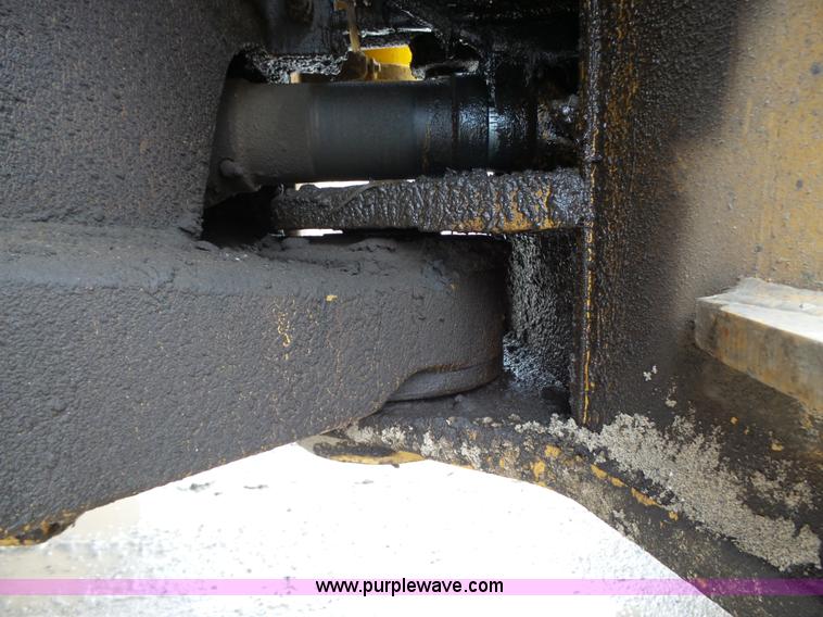 image for item L5700 1978 Caterpillar 966C wheel loader