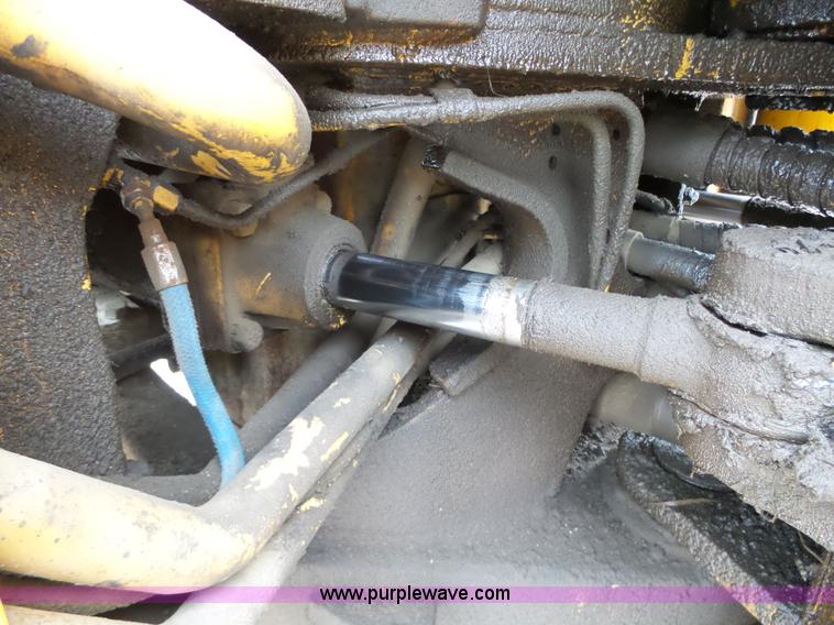 image for item L5700 1978 Caterpillar 966C wheel loader