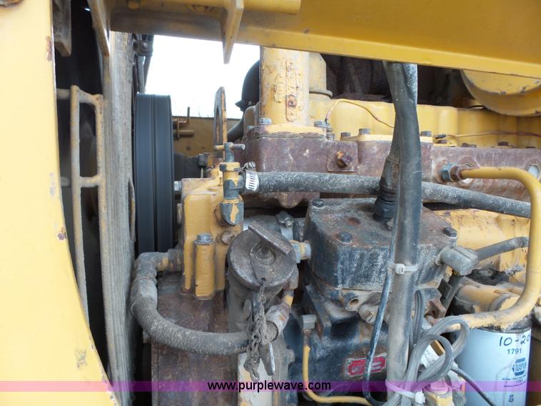 image for item L5700 1978 Caterpillar 966C wheel loader