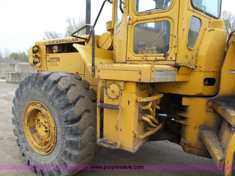 image for item L5701 1965 Caterpillar 966B wheel loader