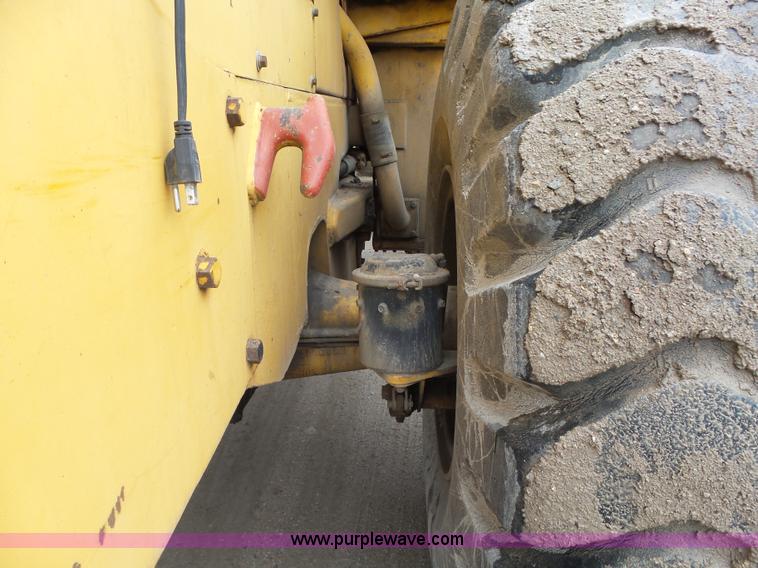 image for item L5701 1965 Caterpillar 966B wheel loader
