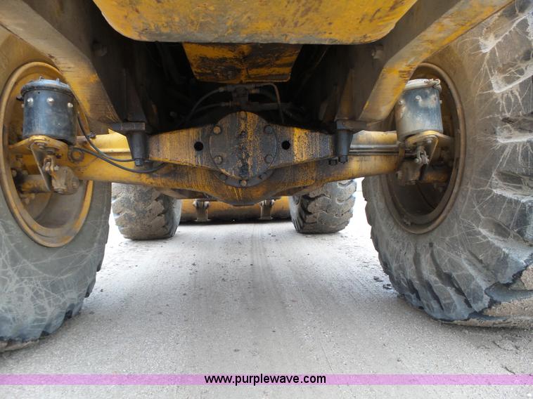 image for item L5701 1965 Caterpillar 966B wheel loader