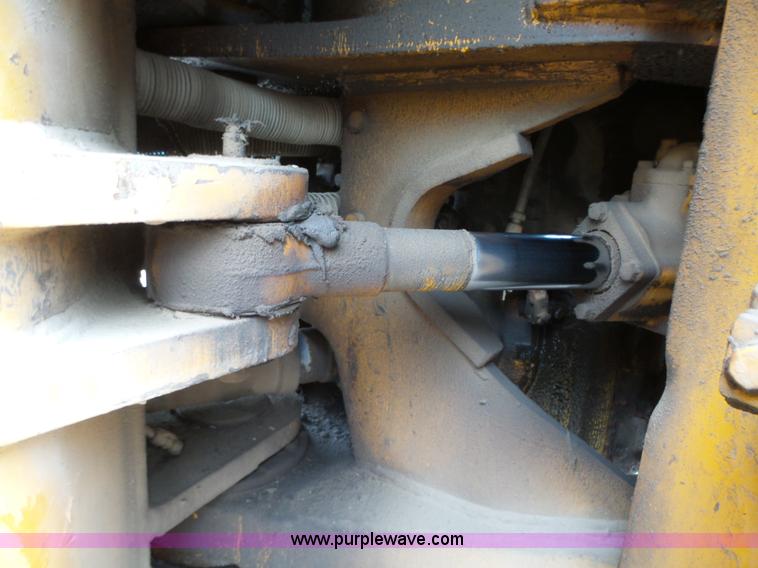 image for item L5701 1965 Caterpillar 966B wheel loader