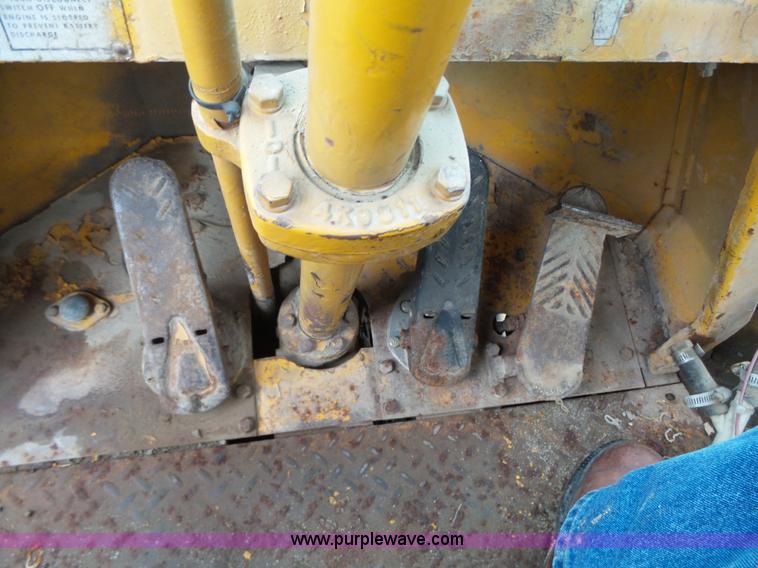 image for item L5701 1965 Caterpillar 966B wheel loader