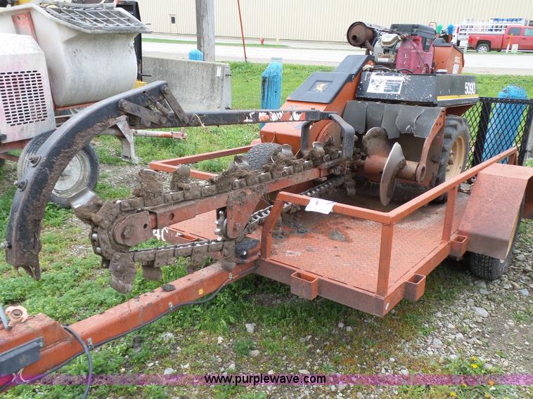 image for item L5704 1996 Ditch Witch 1820H trencher