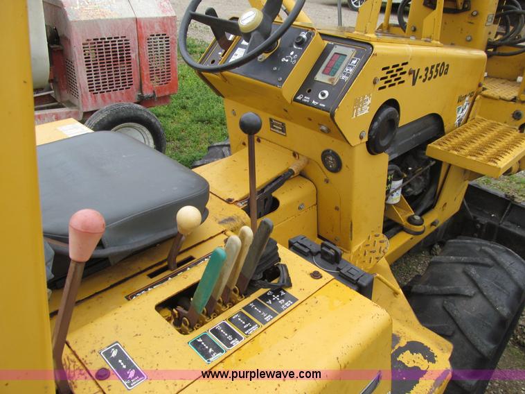 image for item L5705 1998 Vermeer V3550A trencher