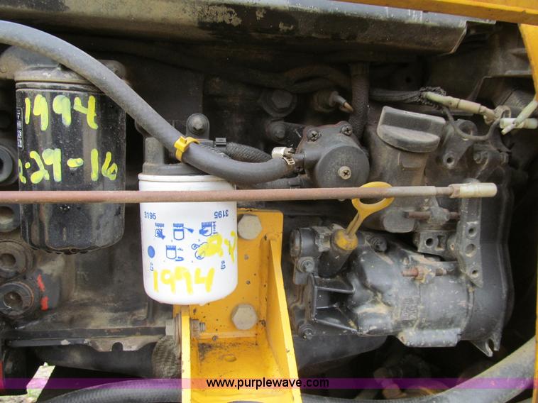 image for item L5705 1998 Vermeer V3550A trencher