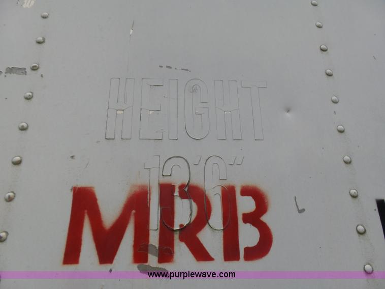 image for item L5777 1977 Kentucky dry van trailer