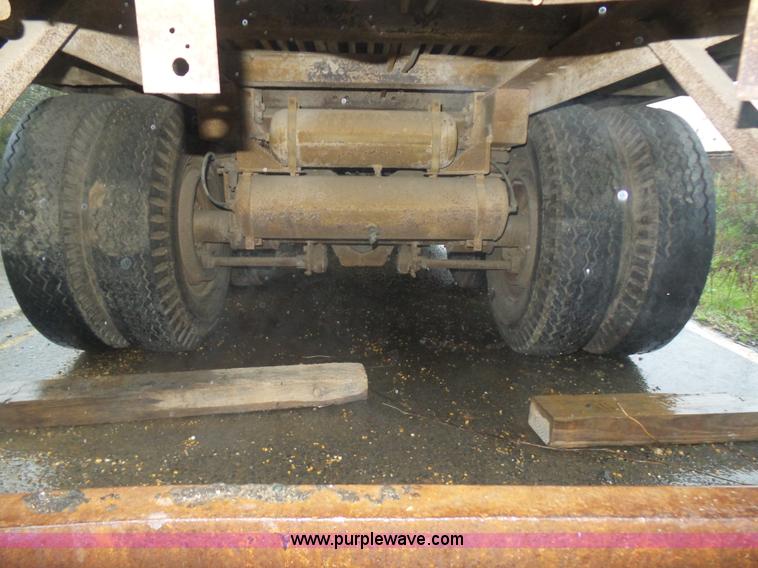 image for item L5778 1998 Shop built dry van trailer