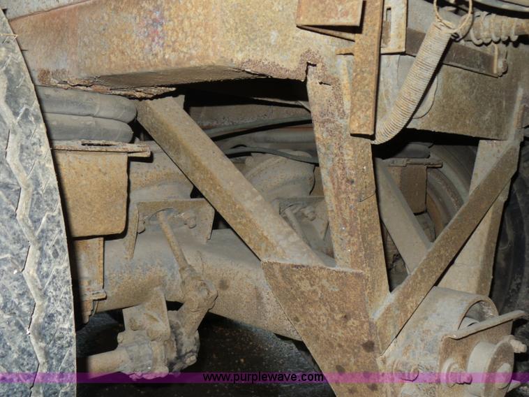 image for item L5778 1998 Shop built dry van trailer