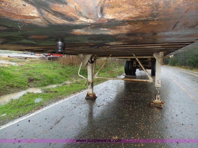 image for item L5779 1979 Dorsey SIDT277PB dry van trailer