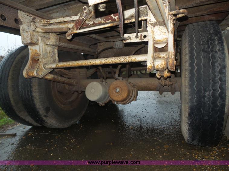 image for item L5779 1979 Dorsey SIDT277PB dry van trailer