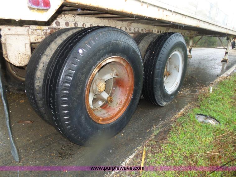 image for item L5779 1979 Dorsey SIDT277PB dry van trailer