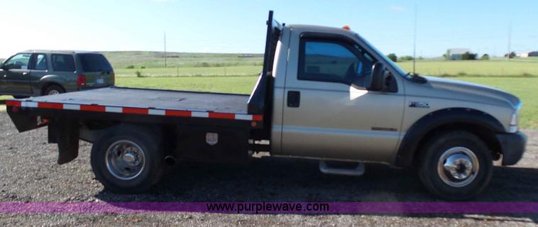 image for item L5824 2000 Ford F350 XL flatbed pickup truck