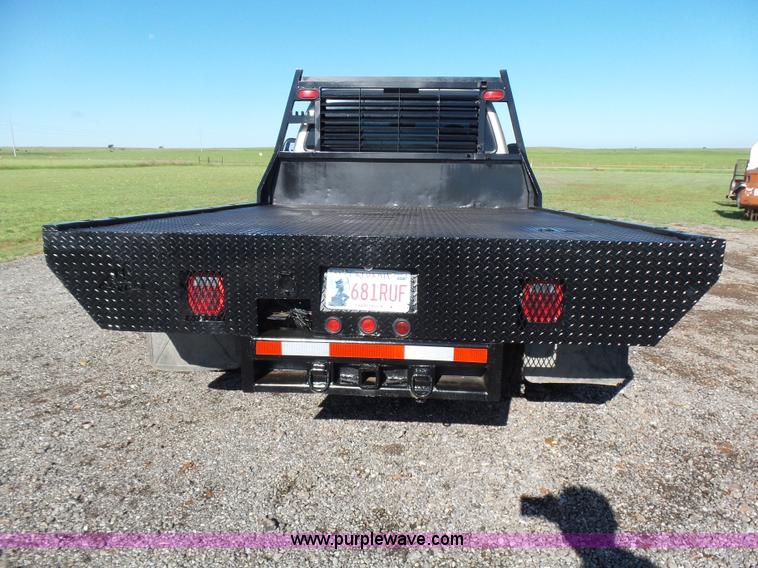 image for item L5824 2000 Ford F350 XL flatbed pickup truck