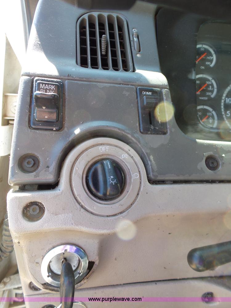 image for item L5825 2002 Sterling M7500 Acterra service truck with crane