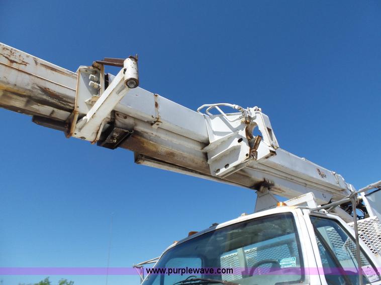 image for item L5827 1997 Ford F800 Super Duty digger derick truck