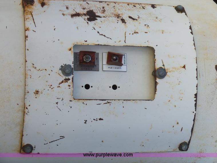 image for item L5828 1993 Ford F700 bucket truck