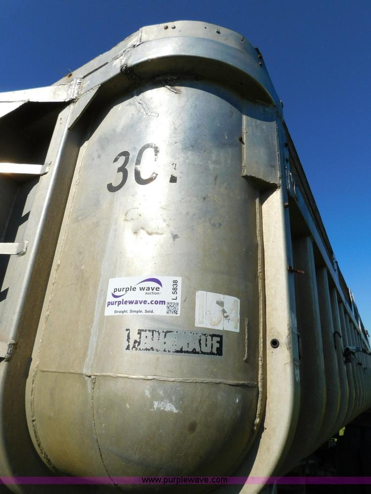 image for item L5838 1963 Fruehauf end dump trailer