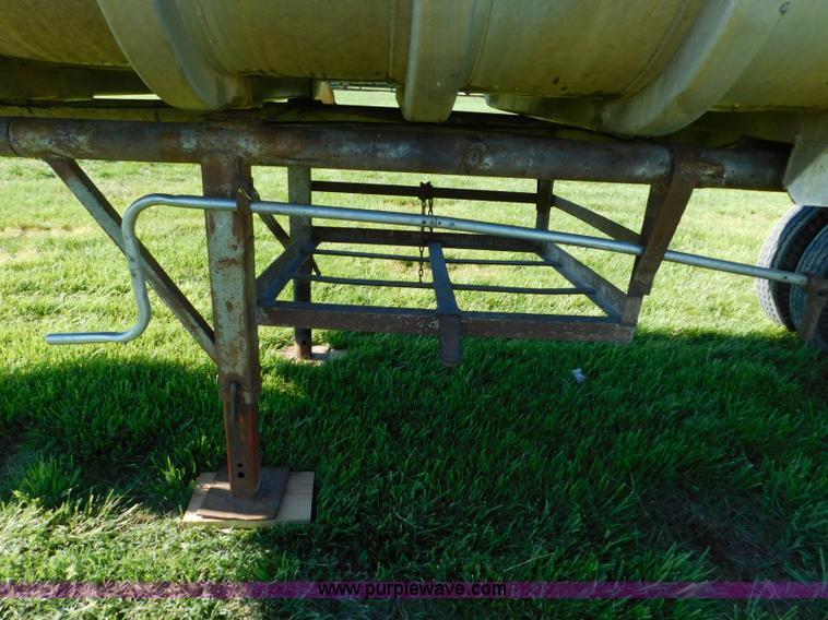 image for item L5838 1963 Fruehauf end dump trailer