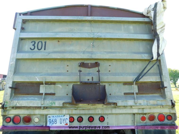 image for item L5838 1963 Fruehauf end dump trailer