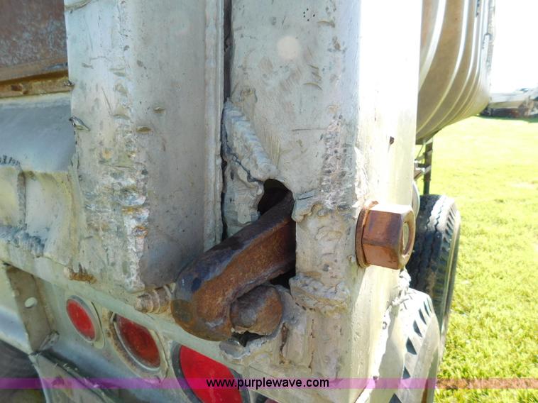 image for item L5838 1963 Fruehauf end dump trailer