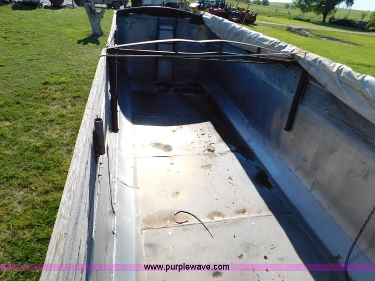 image for item L5838 1963 Fruehauf end dump trailer