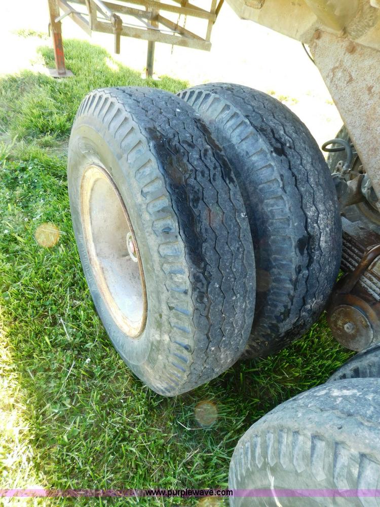 image for item L5838 1963 Fruehauf end dump trailer