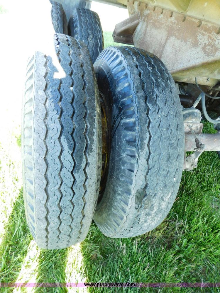 image for item L5838 1963 Fruehauf end dump trailer