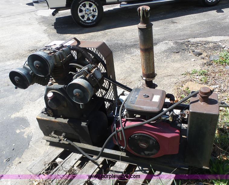 image for item L6009 Air compressor