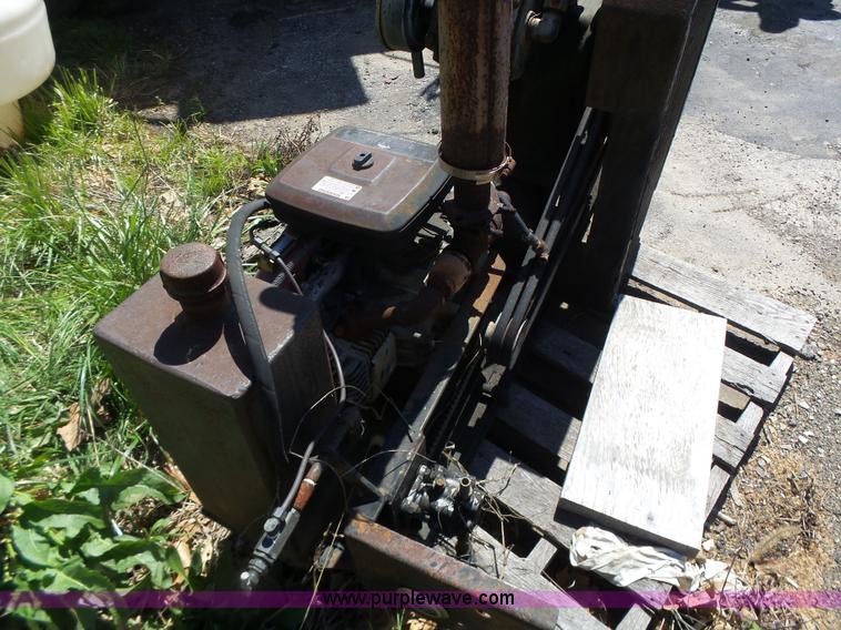 image for item L6009 Air compressor