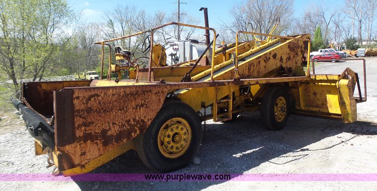 image for item L6010 Flaherty Branch Spread Master chip spreader