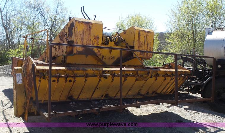 image for item L6010 Flaherty Branch Spread Master chip spreader