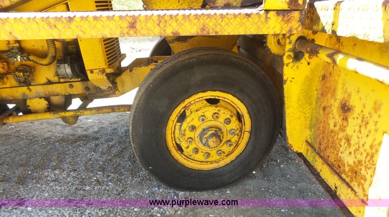 image for item L6010 Flaherty Branch Spread Master chip spreader