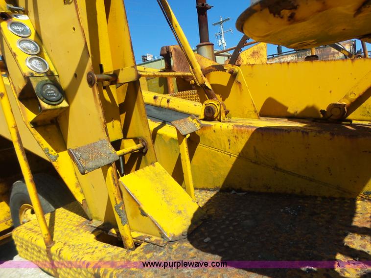 image for item L6010 Flaherty Branch Spread Master chip spreader