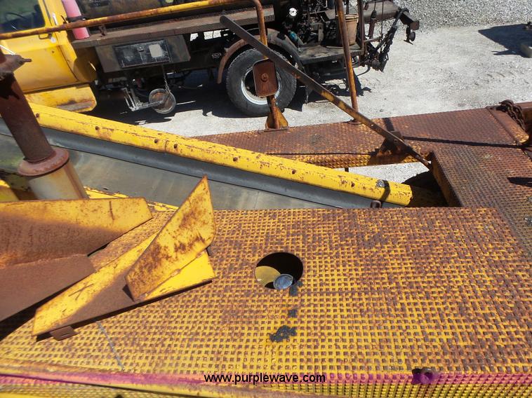 image for item L6010 Flaherty Branch Spread Master chip spreader