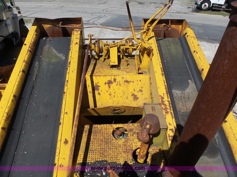 image for item L6010 Flaherty Branch Spread Master chip spreader