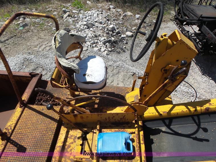 image for item L6010 Flaherty Branch Spread Master chip spreader