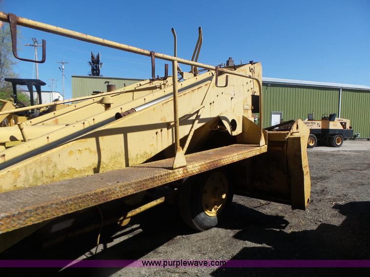 image for item L6011 Flaherty Spread Master chip spreader