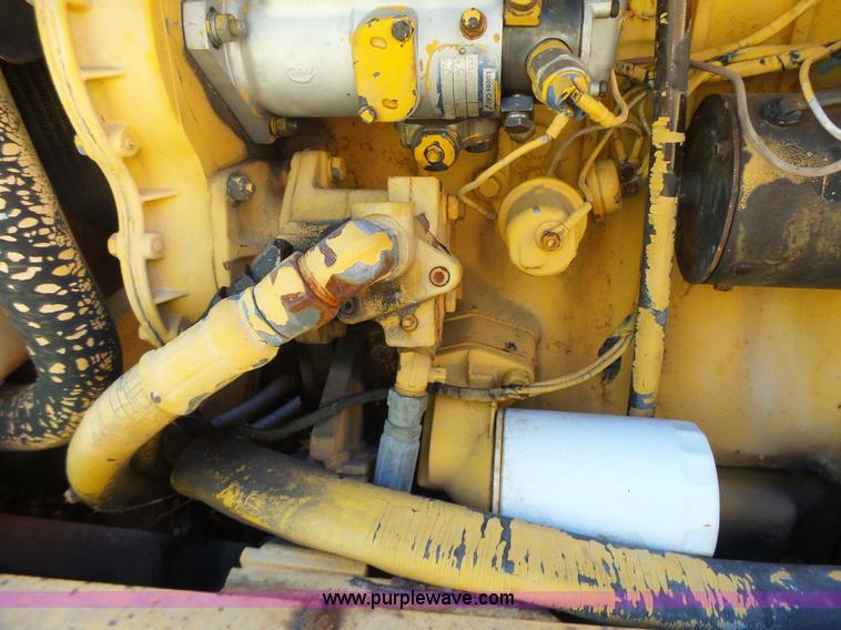 image for item L6012 Hyster C530A pneumatic roller