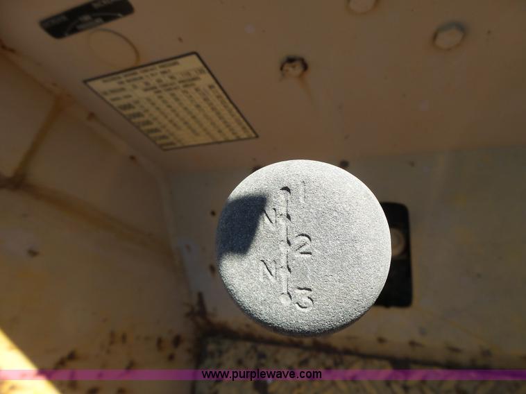 image for item L6012 Hyster C530A pneumatic roller