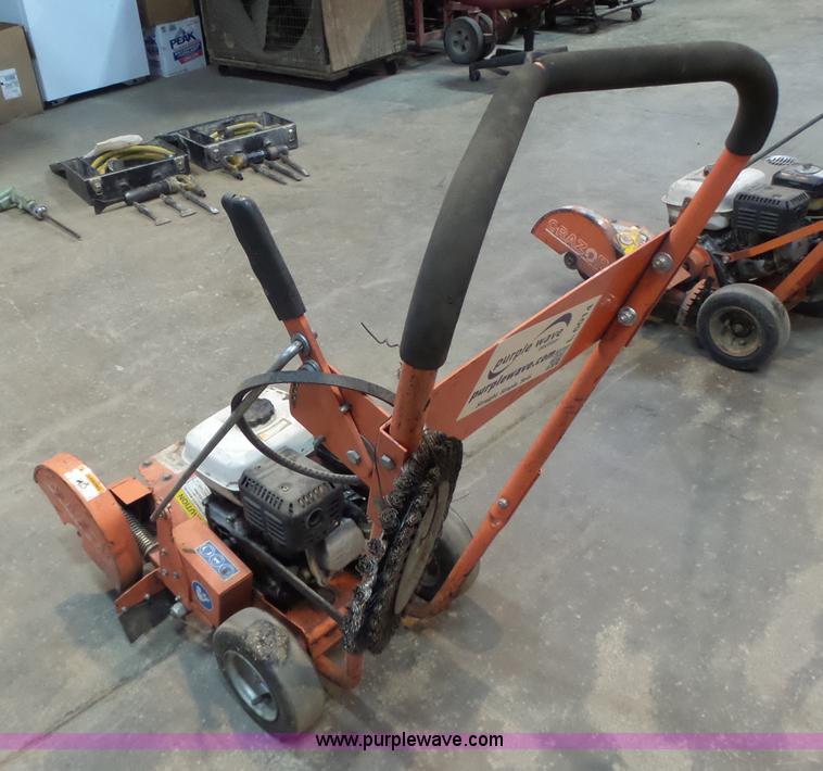 image for item L6014 Billy Goat G2401H crack machine