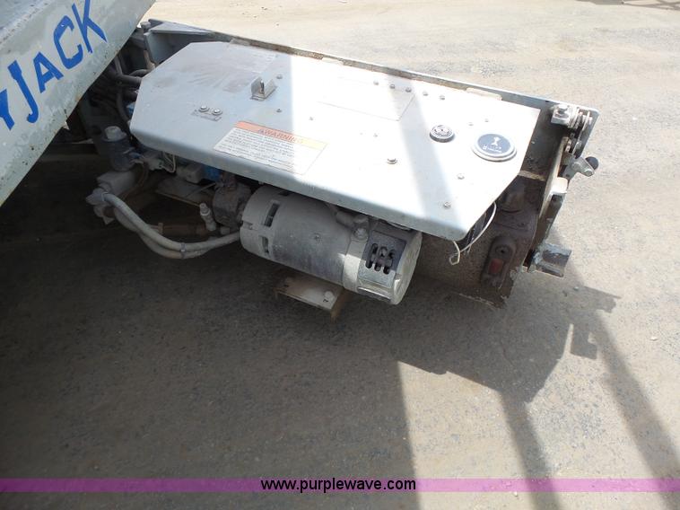 image for item L6046 2001 Skyjack 3219 scissor lift