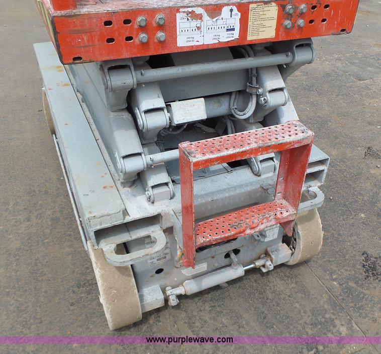 image for item L6048 2008 Skyjack 3219 scissor lift