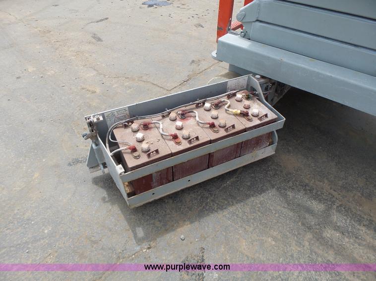 image for item L6048 2008 Skyjack 3219 scissor lift