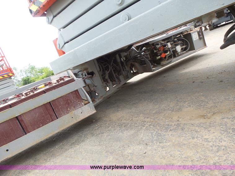 image for item L6048 2008 Skyjack 3219 scissor lift